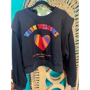 FARM RIO WARM WELCOME SWEATSHIRT SZ LARGE NWT